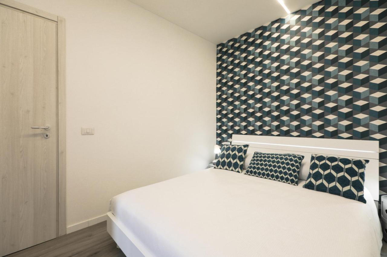 Apartament Blue Sapphire Como Cozy Flat In Center Of City Zewnętrze zdjęcie