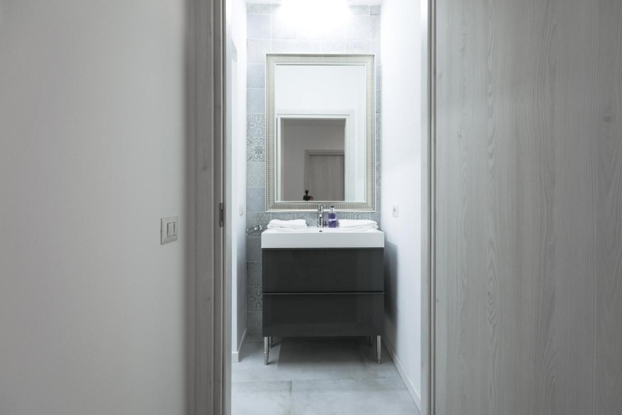 Apartament Blue Sapphire Como Cozy Flat In Center Of City Zewnętrze zdjęcie